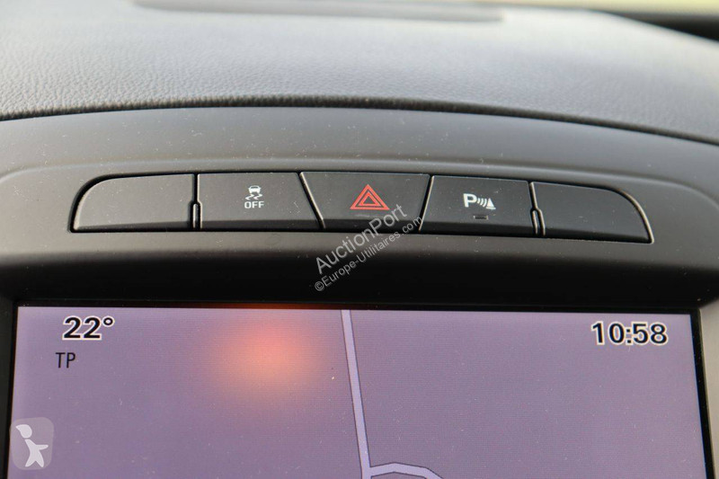 Véhicule utilitaire Opel Sports SW