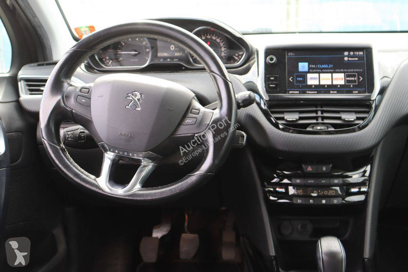 Véhicule utilitaire Peugeot