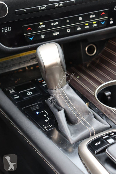 Furgoneta Lexus 450HL