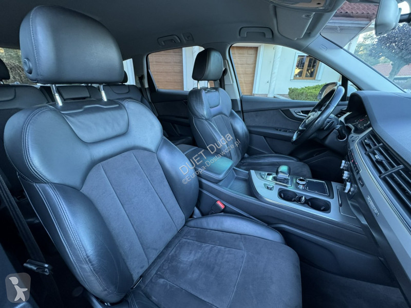 Véhicule utilitaire Audi Q7