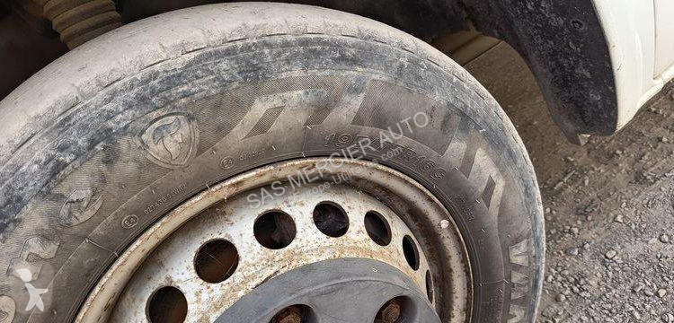 Furgoneta Mercedes