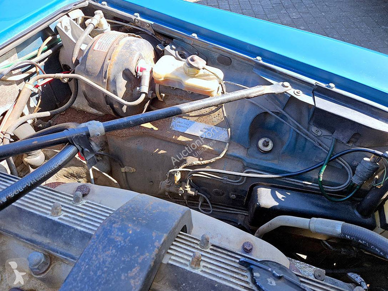 Véhicule utilitaire Jaguar 4.2 Manual 4-Speed...