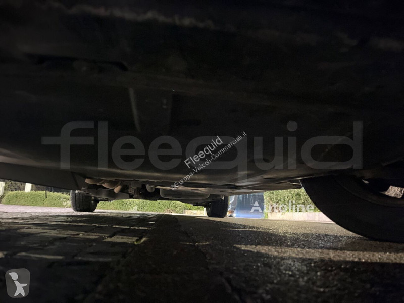 Furgoneta Mercedes