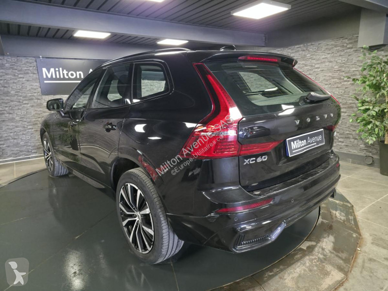 Samochód dostawczy Volvo XC60 B4 Micro-Hybride...