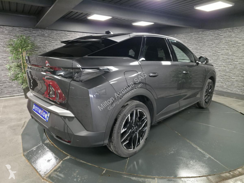 عربة نفعية Peugeot 3008 1.2i Hybrid -136 - BV...