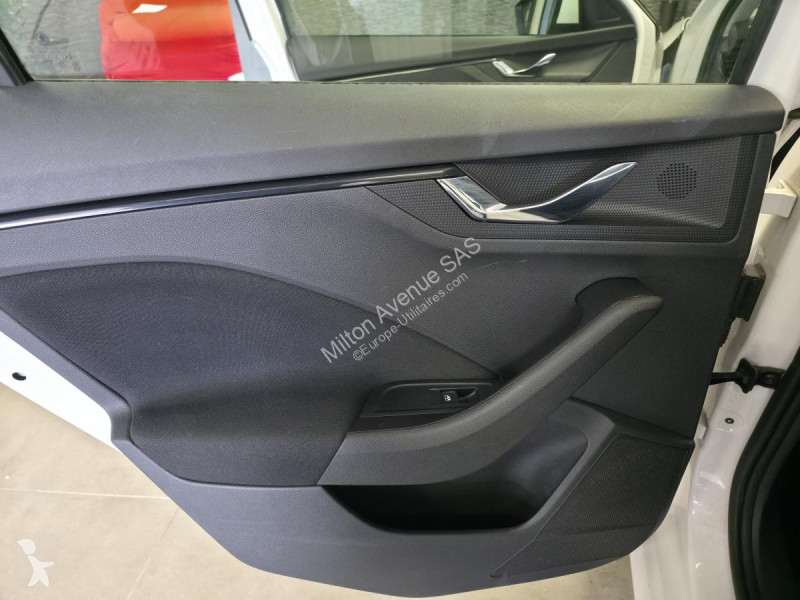 عربة نفعية Skoda KAMIQ 1.0 TSI - 95  Ambition