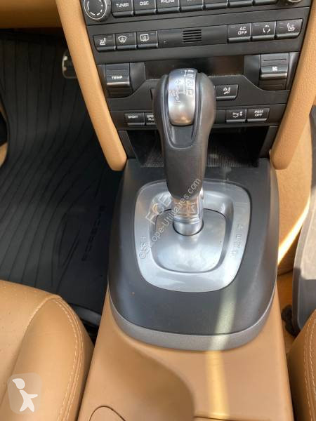 Véhicule utilitaire Porsche