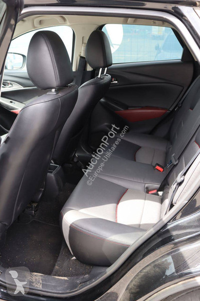 Samochód dostawczy Mazda  CX3