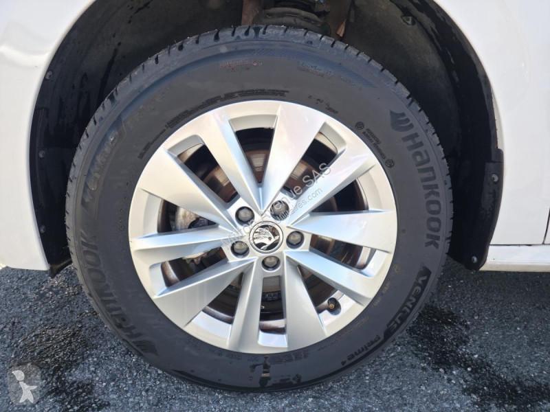 Samochód dostawczy Skoda KAMIQ 1.0 TSI - 95...