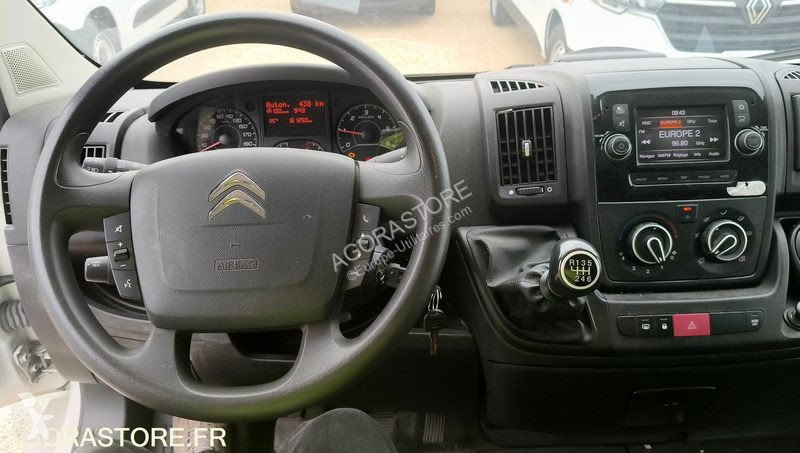 Лекотоварен автомобил Citroën JUMPER