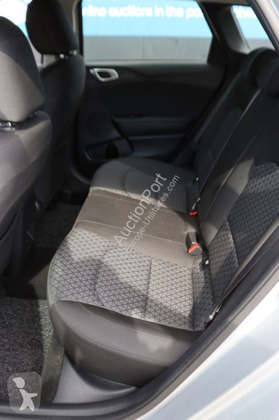 Samochód dostawczy KIA  Ceed