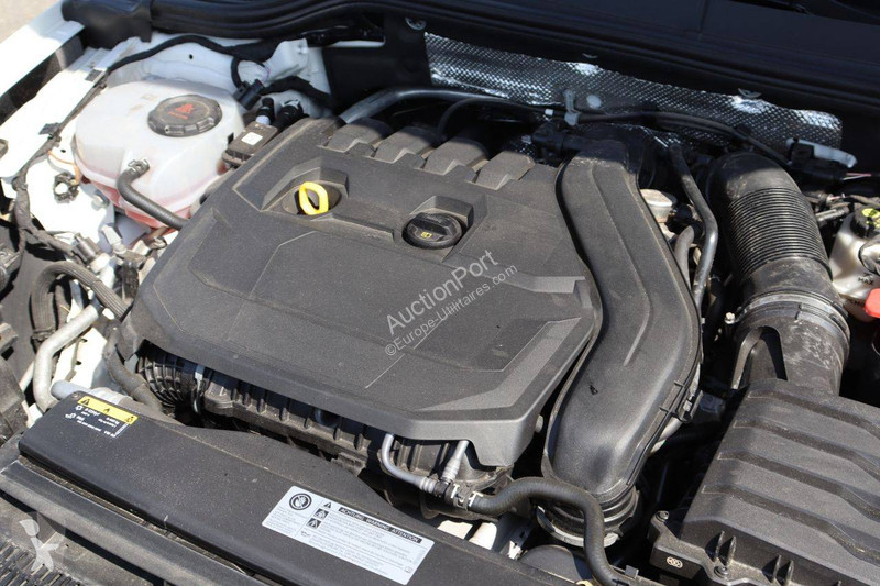 عربة نفعية Volkswagen VIII