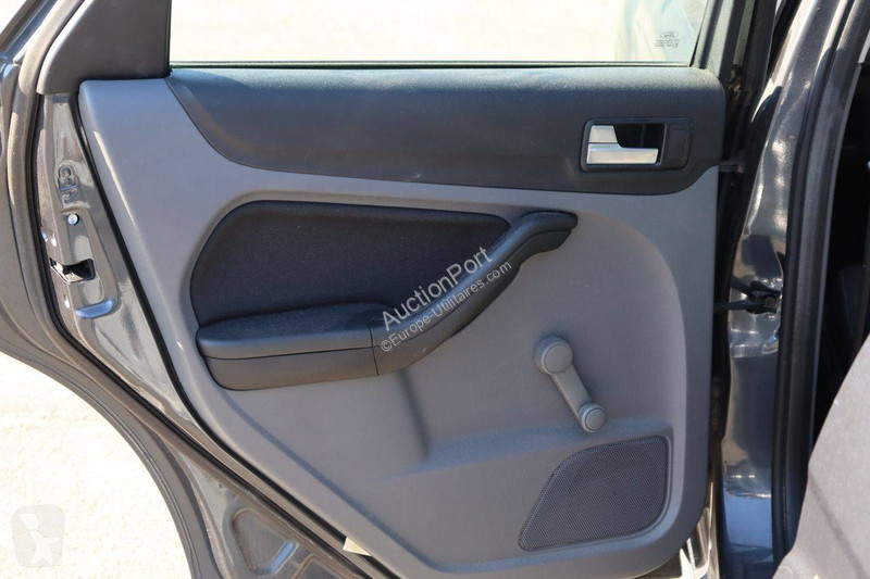 Véhicule utilitaire Ford