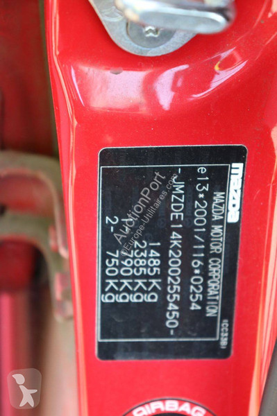 Samochód dostawczy Mazda  2