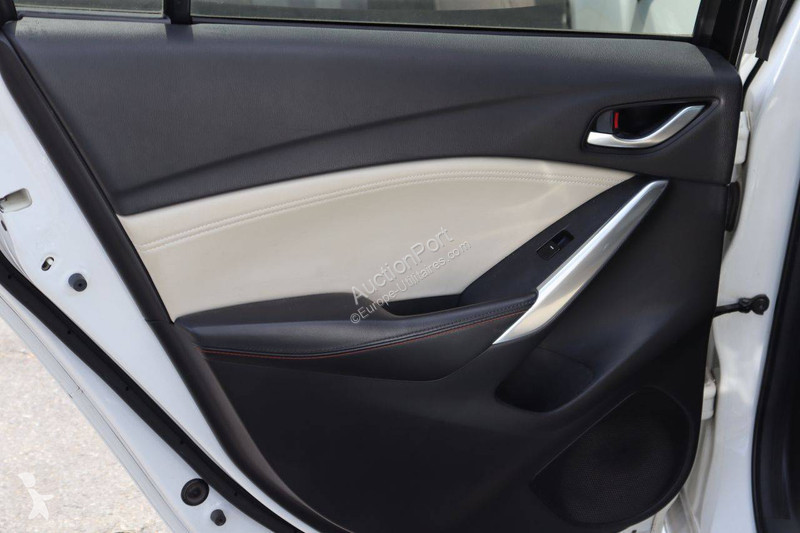 Furgoneta Mazda  6