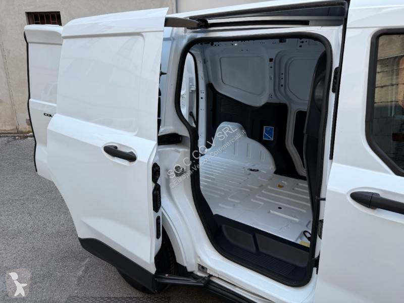 Комерційні автомобілі Ford