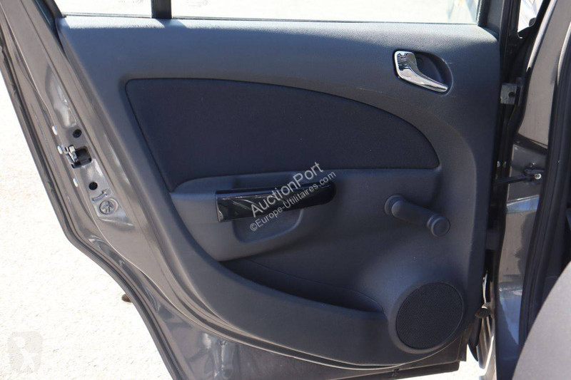 Véhicule utilitaire Opel