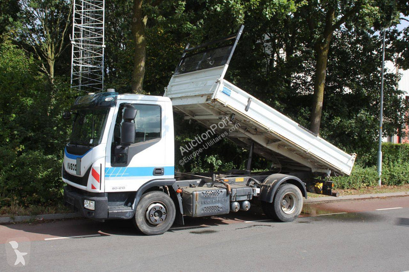 Véhicule utilitaire Iveco 80-210