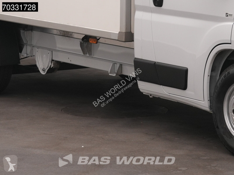 Véhicule utilitaire Peugeot Laadklep Bakwagen...