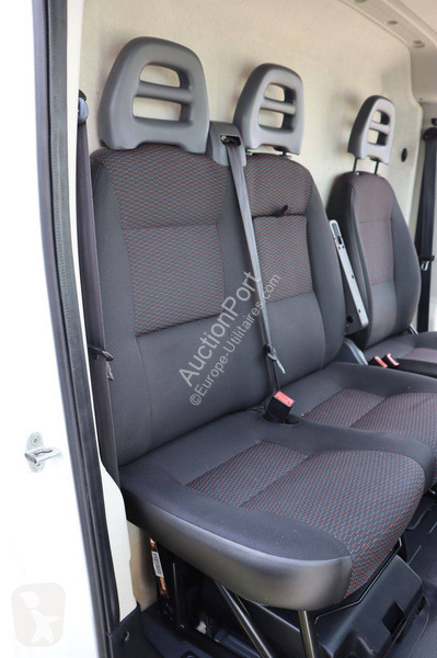 Peugeot  van