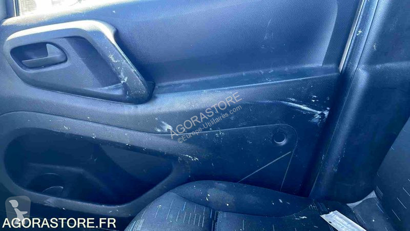 Veículo utilitário Citroën BERLINGO