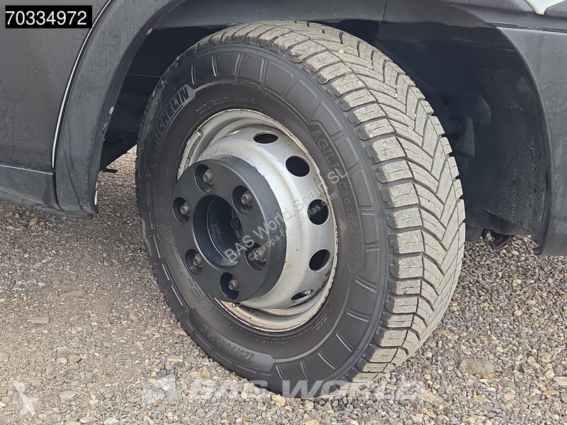 Véhicule utilitaire Iveco 70C18 ITV 09-2027 -...