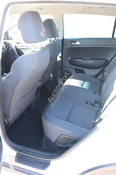 Véhicule utilitaire KIA