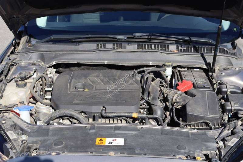 Véhicule utilitaire Ford