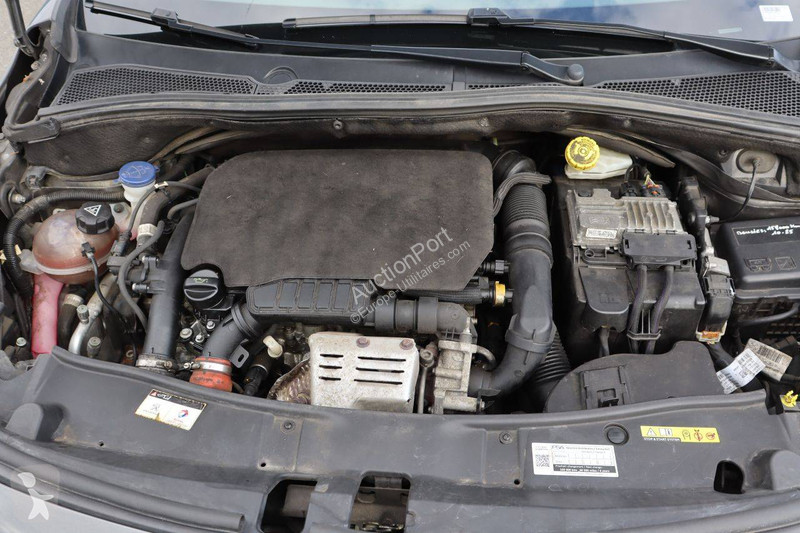Véhicule utilitaire Peugeot