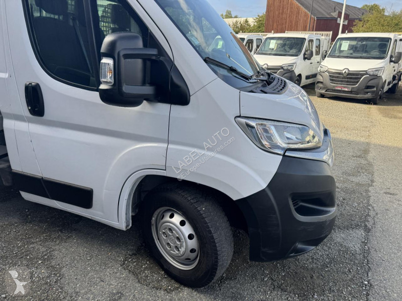 Citroën JUMPER 3T5 PLATEAU 4M20 2.2 HDI 140CH van