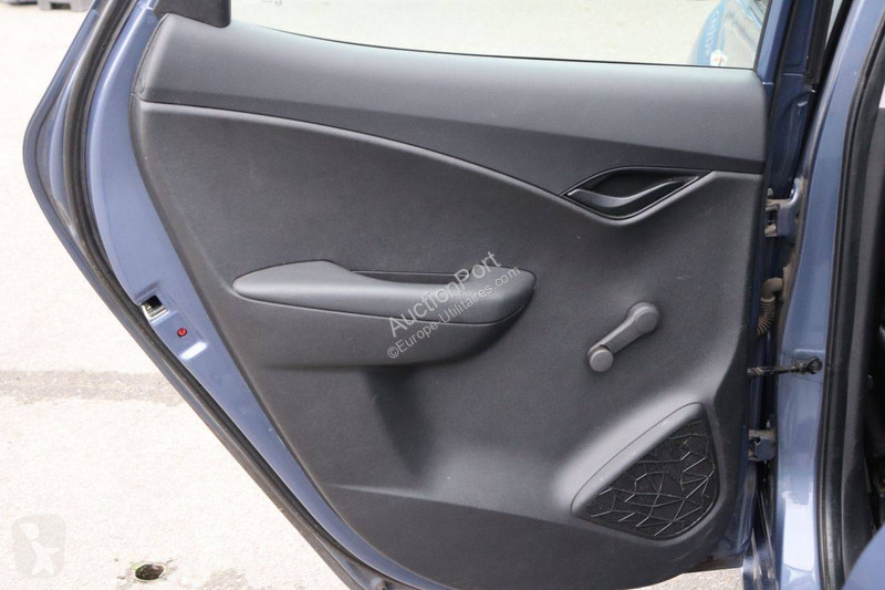 Hyundai ix20 van