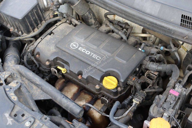 Furgoneta Opel
