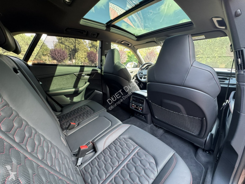 Véhicule utilitaire Audi RS Q8
