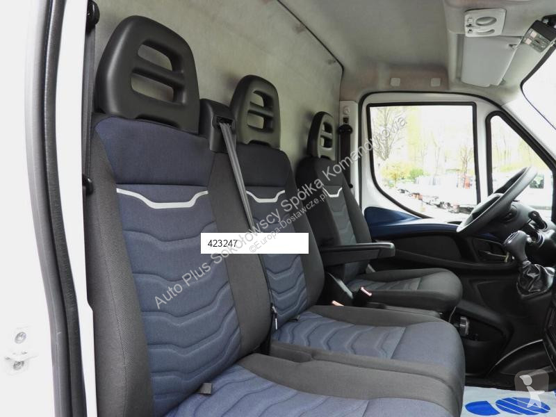 Veículo utilitário Iveco DAILY 35S14 FURGON...