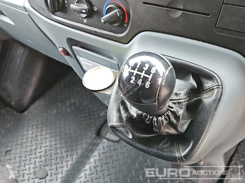 Véhicule utilitaire Ford