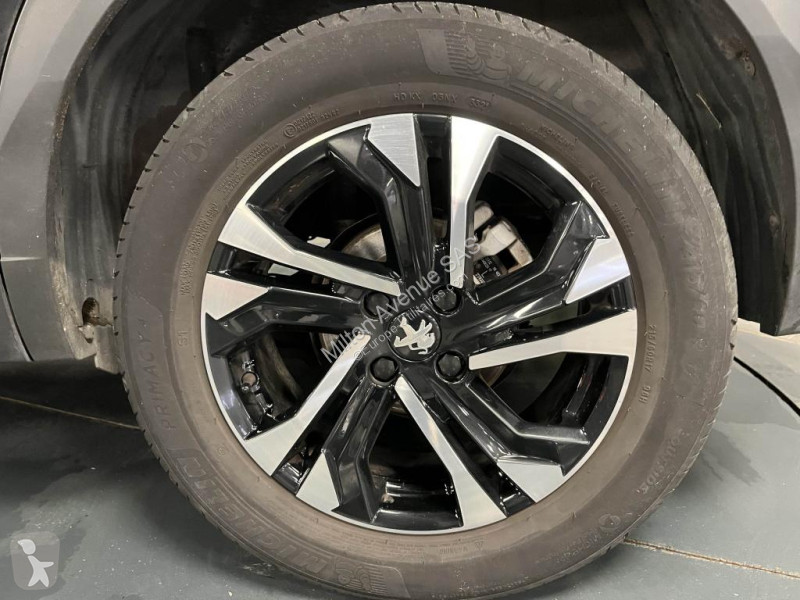 عربة نفعية Peugeot 2008 1.5 BlueHDi - 130 - BV...