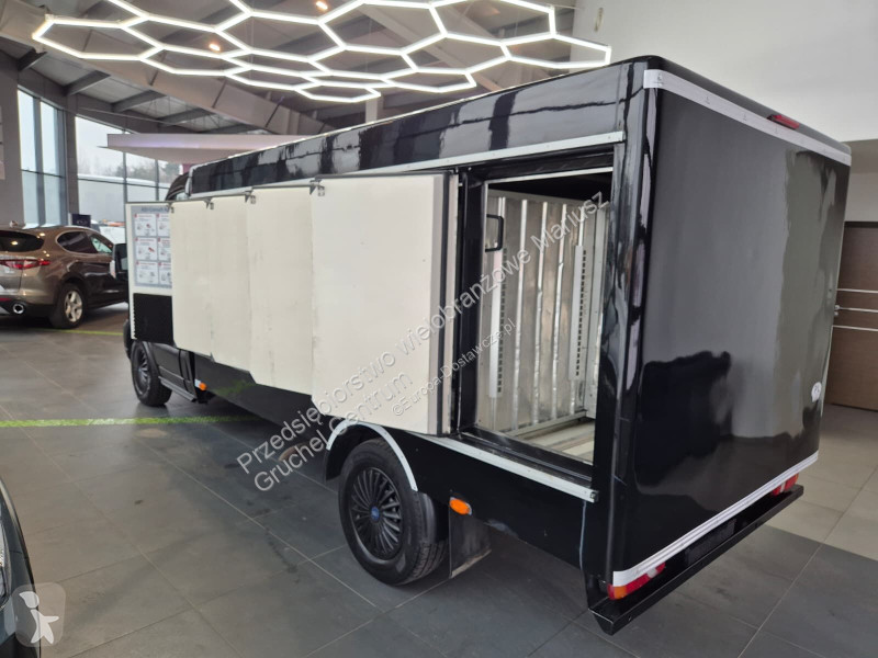 Лекотоварен автомобил Ford Transit 35 2.0 TDCi...