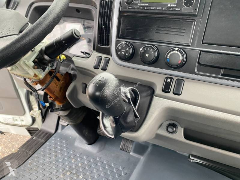 Samochód dostawczy Mitsubishi
