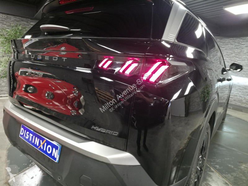 عربة نفعية Peugeot 5008 1.2i Hybrid -136 - BV...