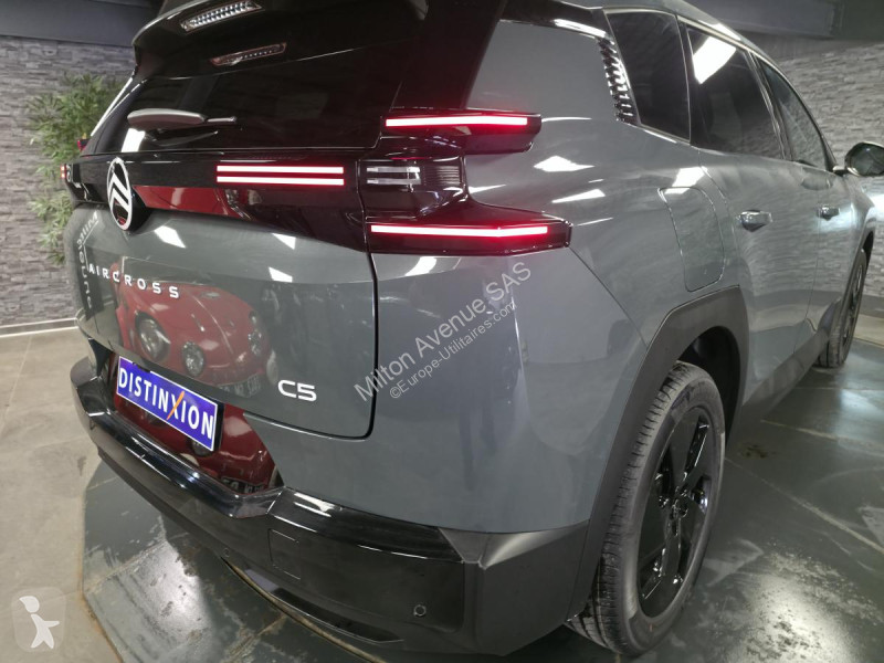 Véhicule utilitaire Citroën C5 AIRCROSS 1.2i...