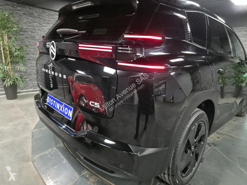 Véhicule utilitaire Citroën C5 AIRCROSS 1.2i...