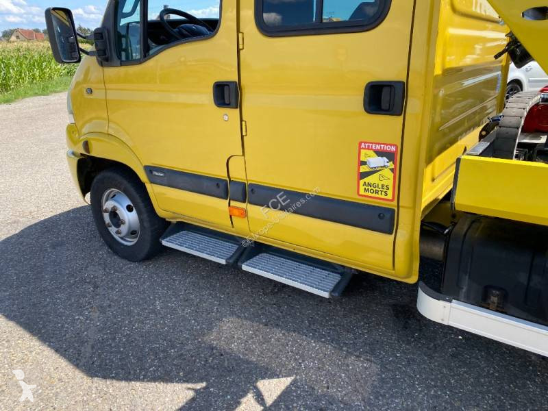 عربة نفعية Renault