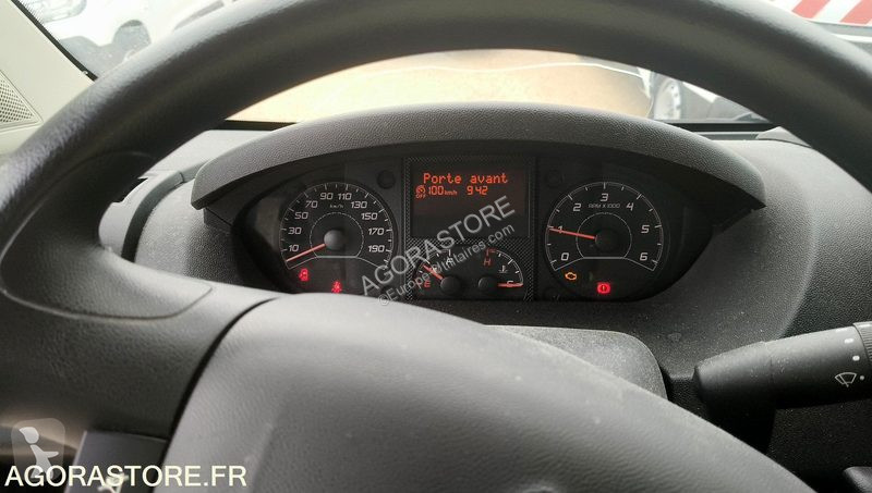 Лекотоварен автомобил Citroën JUMPER