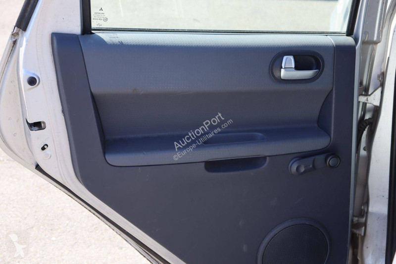 Samochód dostawczy Mitsubishi