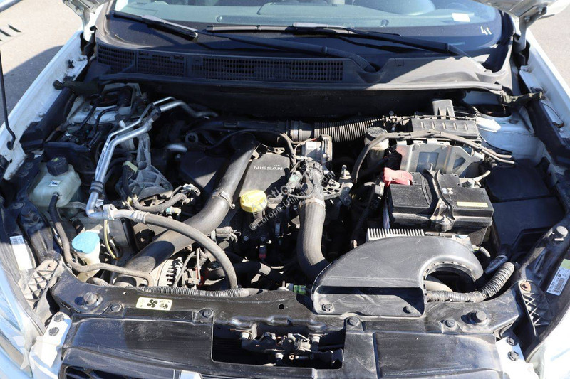 Samochód dostawczy Nissan acenta + navi QASHQAI