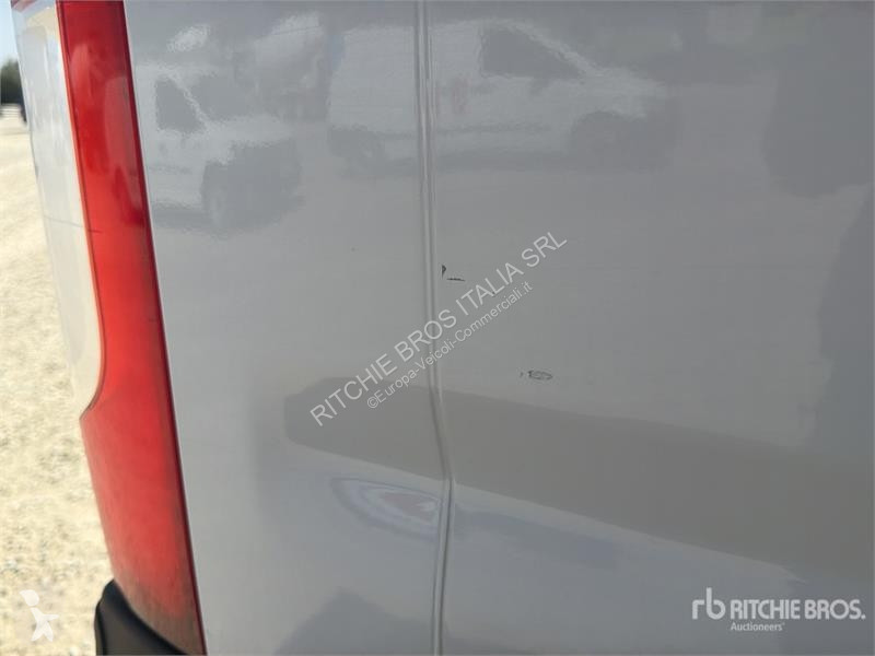 Véhicule utilitaire Opel 2.2 103 KW KA L4H2