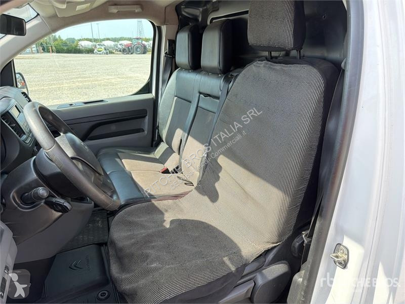 Veículo utilitário Citroën Cargo Van