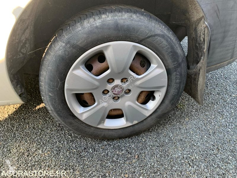 Véhicule utilitaire Fiat DOBLO