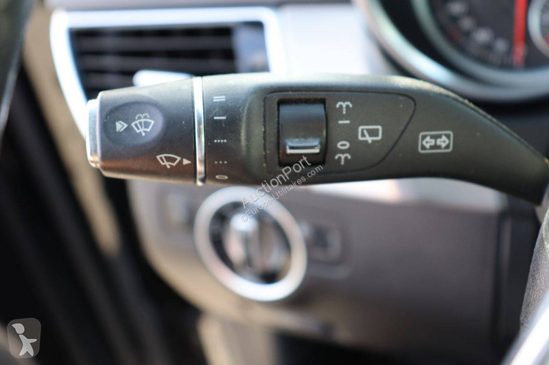 Mercedes d 4MATIC GLE van