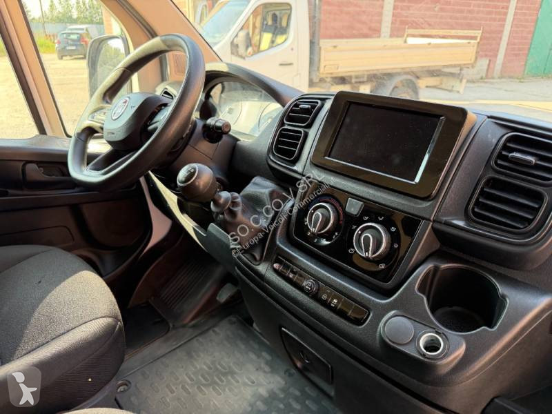 Furgoneta Fiat 2.2L 140 CV